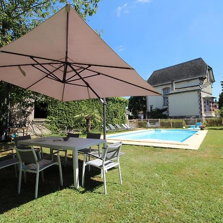 Au Fil Du Temps Acomodação com café da manhã Châlus Exterior foto