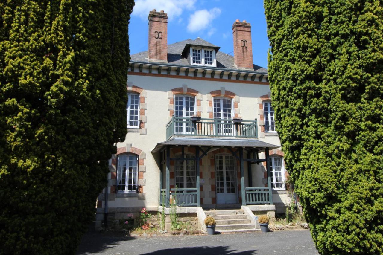 Au Fil Du Temps Acomodação com café da manhã Châlus Exterior foto